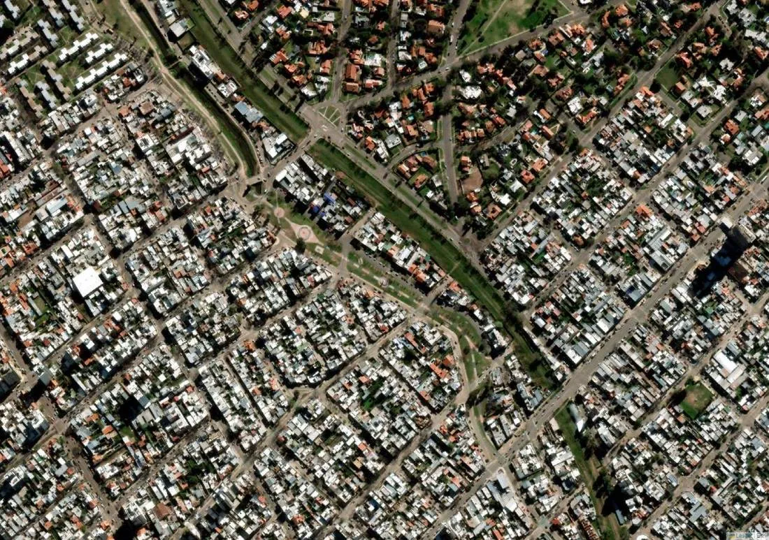 Vista satelital de la cuadra del gimnasio
